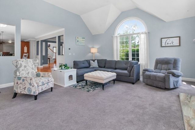307 Chestnut Street, Hudson, MA 01749