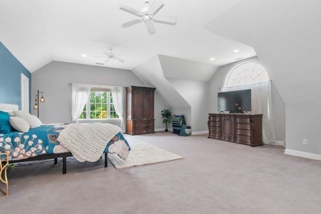 307 Chestnut Street, Hudson, MA 01749