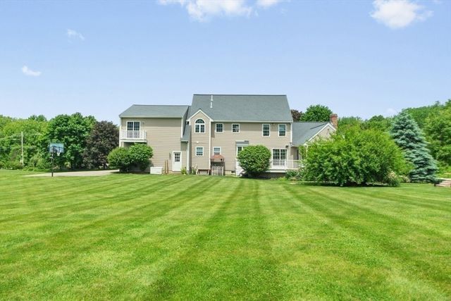 307 Chestnut Street, Hudson, MA 01749