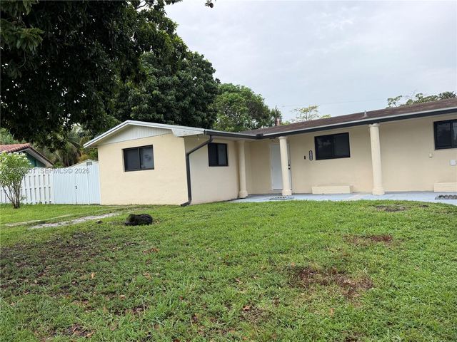 4700 NW 1st Court, Plantation, FL 33317