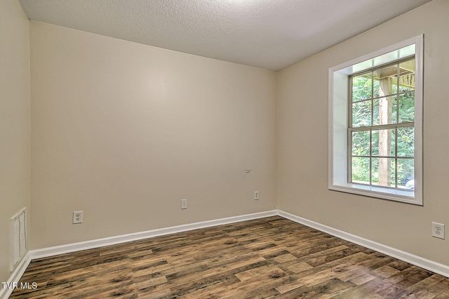 26 Heros Way, Jonesborough, TN 37659