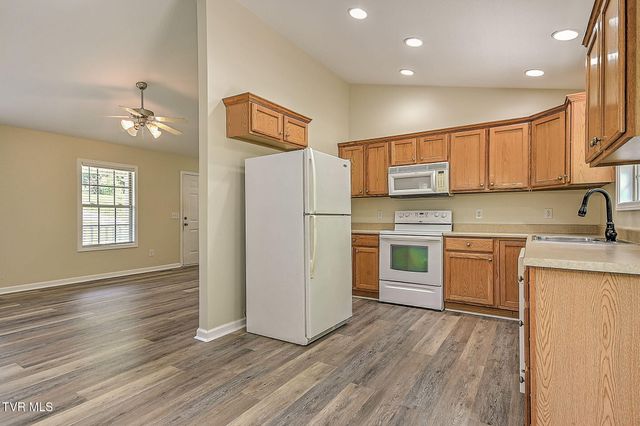 26 Heros Way, Jonesborough, TN 37659