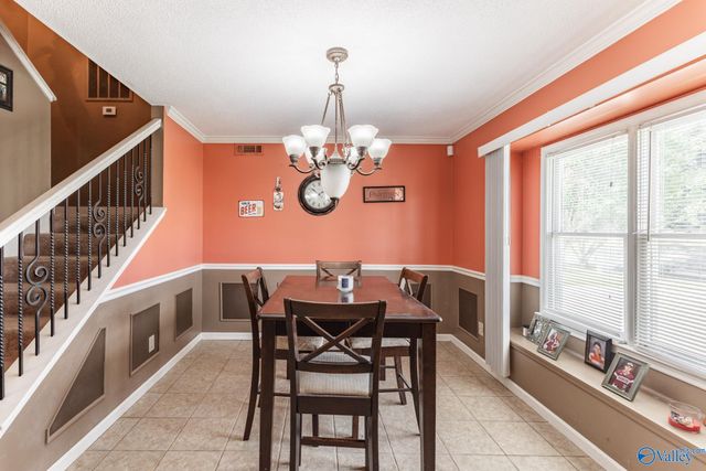 1412 Lake Crest Drive, Decatur, AL 35603