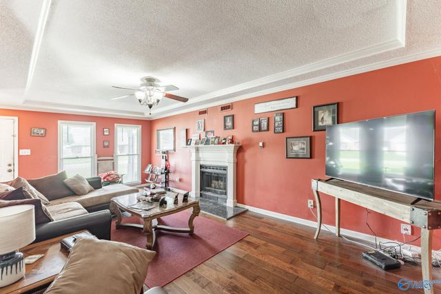 1412 Lake Crest Drive, Decatur, AL 35603