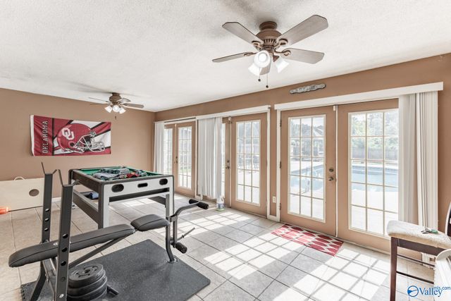 1412 Lake Crest Drive, Decatur, AL 35603
