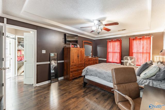 1412 Lake Crest Drive, Decatur, AL 35603