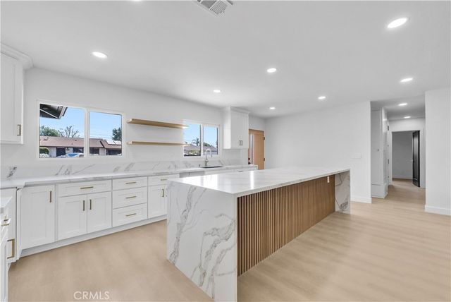 9900 Niagara, Fontana, CA 92335