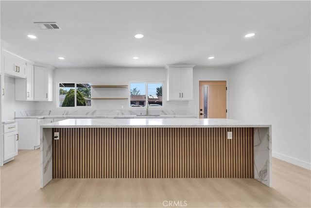 9900 Niagara, Fontana, CA 92335