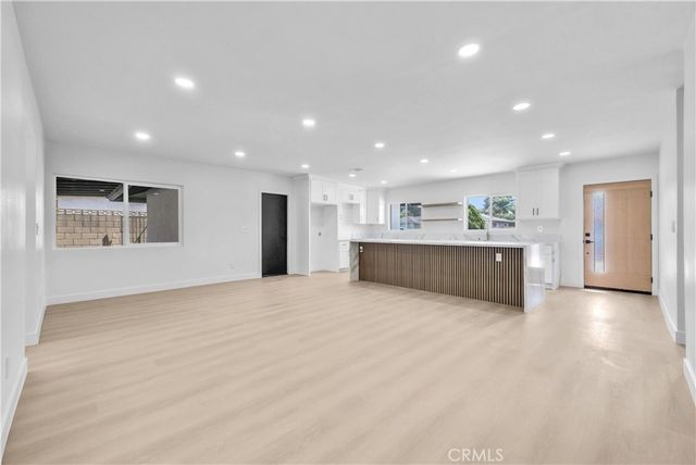 9900 Niagara, Fontana, CA 92335