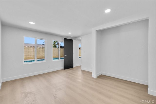 9900 Niagara, Fontana, CA 92335