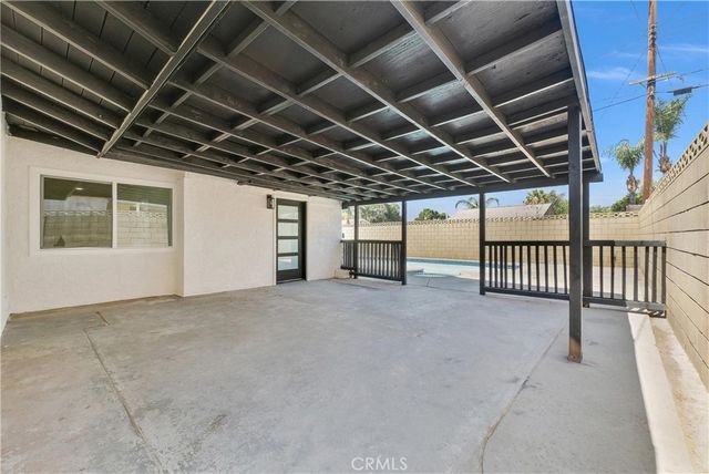 9900 Niagara, Fontana, CA 92335