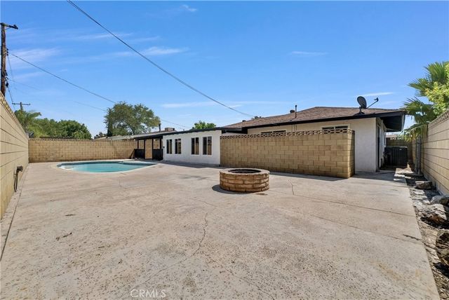 9900 Niagara, Fontana, CA 92335