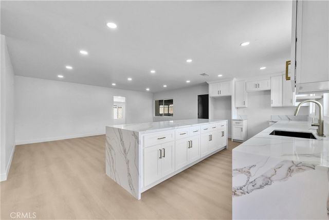 9900 Niagara, Fontana, CA 92335