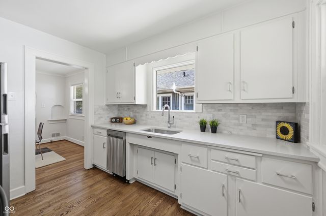 4910 N Kenwood Avenue, Indianapolis, IN 46208