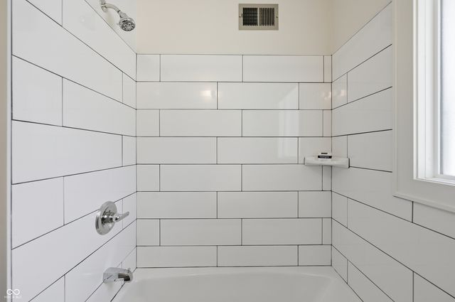 4910 N Kenwood Avenue, Indianapolis, IN 46208