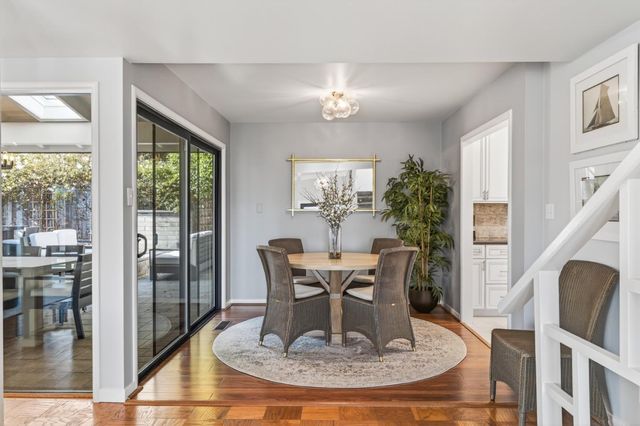 859 Balboa Avenue, Pacific Grove, CA 93950