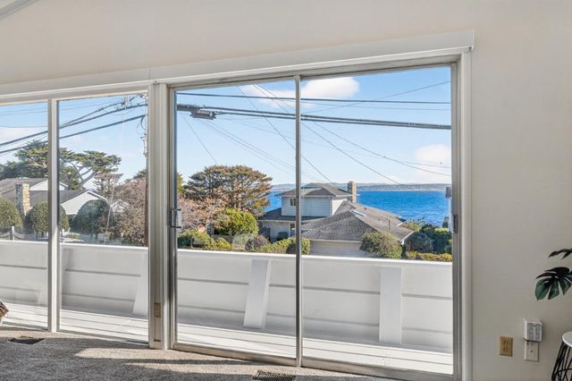 859 Balboa Avenue, Pacific Grove, CA 93950