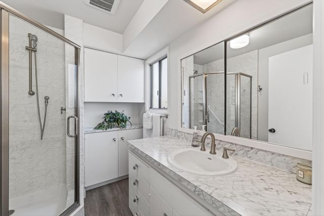 859 Balboa Avenue, Pacific Grove, CA 93950