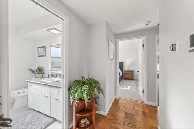 859 Balboa Avenue, Pacific Grove, CA 93950