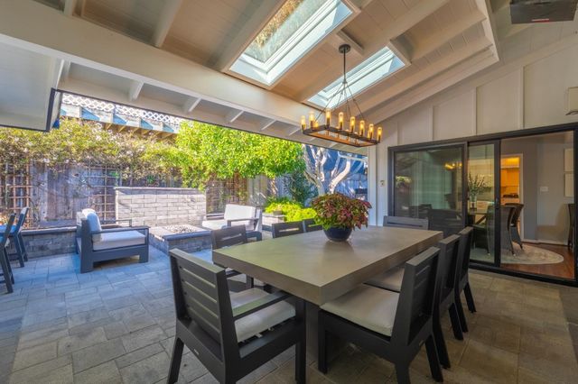 859 Balboa Avenue, Pacific Grove, CA 93950