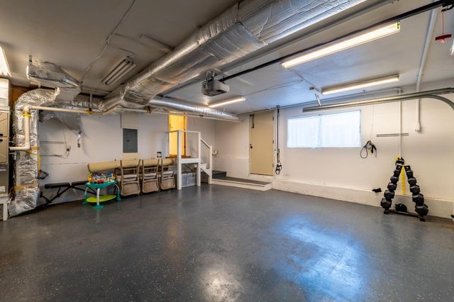 859 Balboa Avenue, Pacific Grove, CA 93950