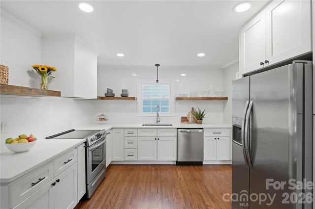1061 Eaglewood Avenue, Charlotte, NC 28212
