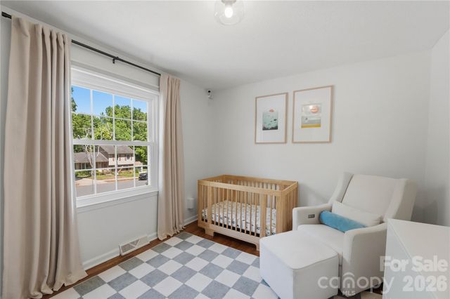 1061 Eaglewood Avenue, Charlotte, NC 28212