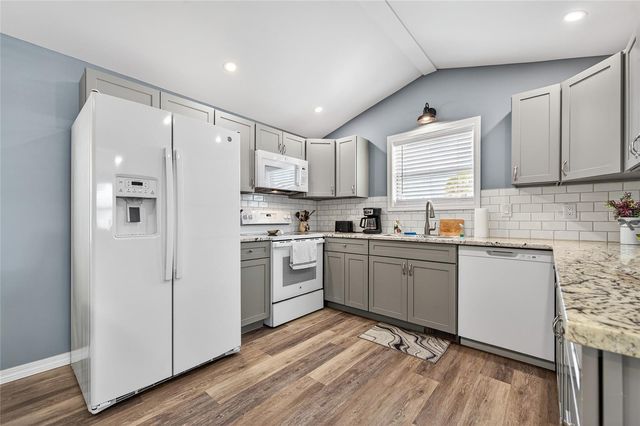 204 CROWN POINT DRIVE, Nokomis, FL 34275