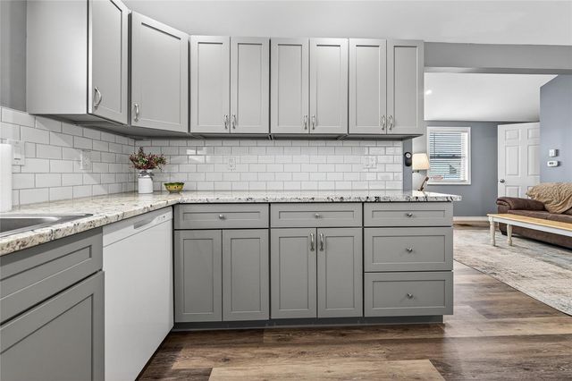 204 CROWN POINT DRIVE, Nokomis, FL 34275