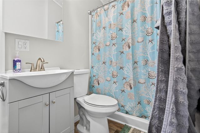 204 CROWN POINT DRIVE, Nokomis, FL 34275