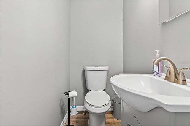 204 CROWN POINT DRIVE, Nokomis, FL 34275