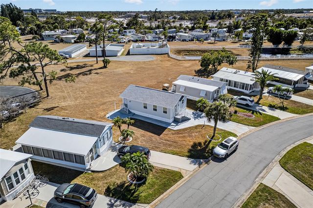 204 CROWN POINT DRIVE, Nokomis, FL 34275