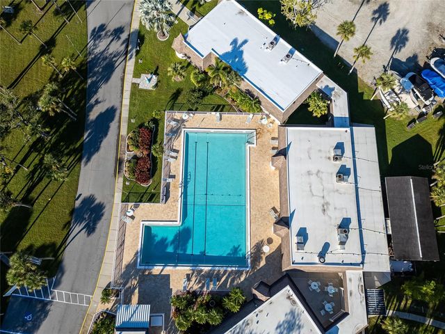 204 CROWN POINT DRIVE, Nokomis, FL 34275