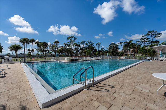 204 CROWN POINT DRIVE, Nokomis, FL 34275