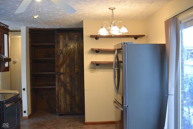 5808 E County Road 150 N, Avon, IN 46123