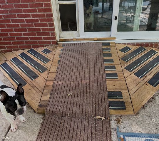 5808 E County Road 150 N, Avon, IN 46123