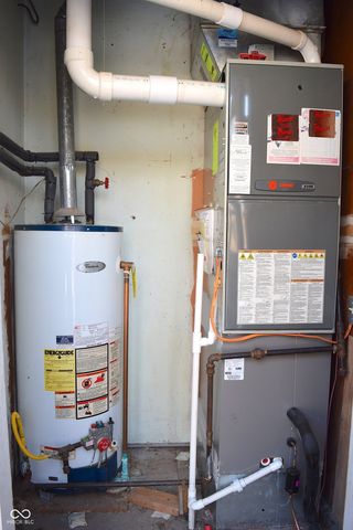 5808 E County Road 150 N, Avon, IN 46123