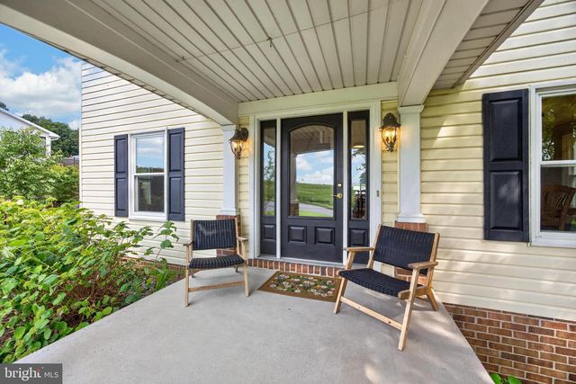612 NISSLEY DR, Middletown, PA 17057