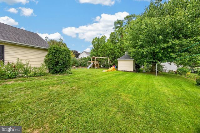 612 NISSLEY DR, Middletown, PA 17057