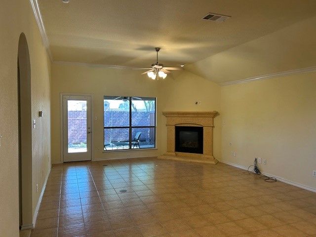 28 Emerald Pond Drive, Frisco, TX 75034