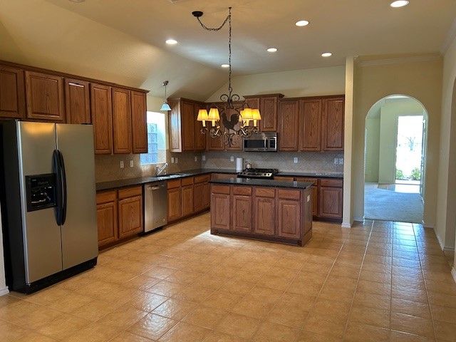 28 Emerald Pond Drive, Frisco, TX 75034