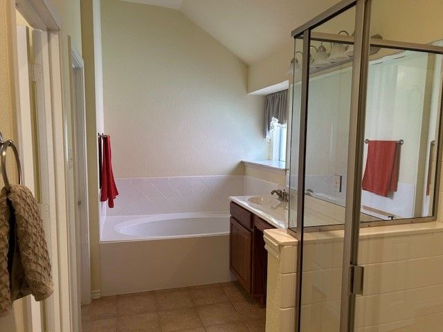 28 Emerald Pond Drive, Frisco, TX 75034