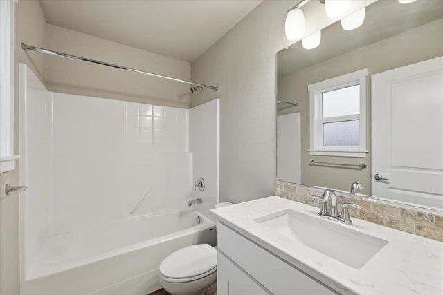 2302 W Summit Pkwy, Spokane, WA 99201