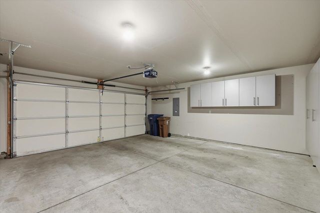 2302 W Summit Pkwy, Spokane, WA 99201