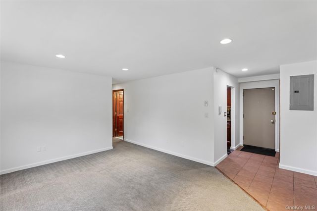 530 Hudson Avenue, Cedarhurst, NY 11516