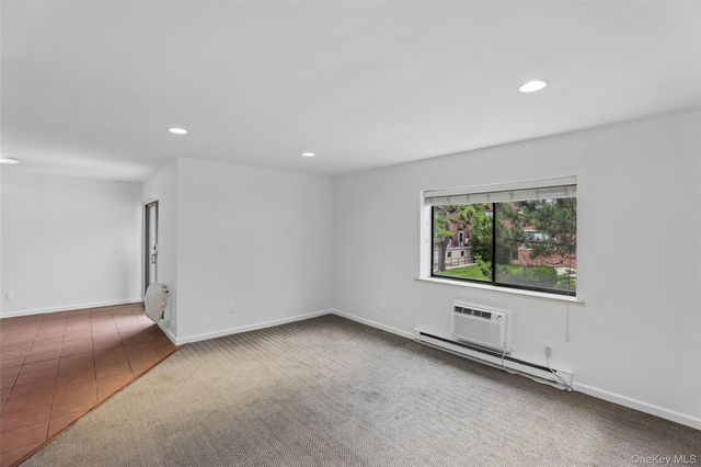 530 Hudson Avenue, Cedarhurst, NY 11516