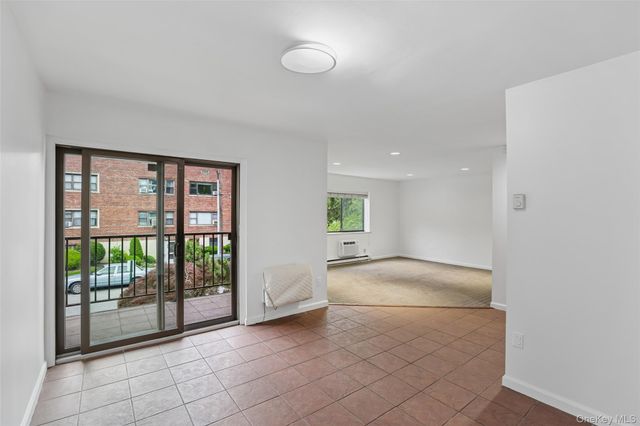 530 Hudson Avenue, Cedarhurst, NY 11516