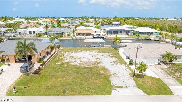 2469 Cherimoya LN, Other, FL 33956