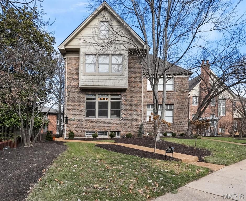 7909 Kingsbury Boulevard, Clayton, MO 63105