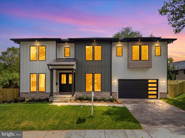 402 MARSHALL RD SW, Vienna, VA 22180